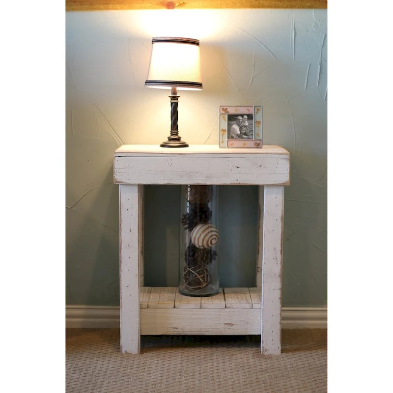 Table d'appoint rustique en bois de récupération – Blanc / Marron, avec étagère inférieure