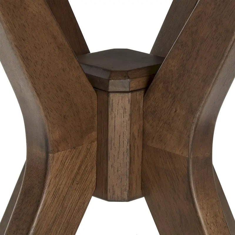 Table d'appoint ronde du milieu du siècle – Fini noyer, pieds inclinés
